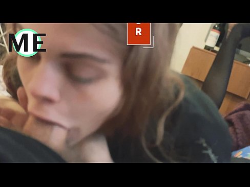 ❤️ Kakla penis, saplēstas zeķubikses un saplēsti papēži jauki tikties ❌ Porno pie mums
